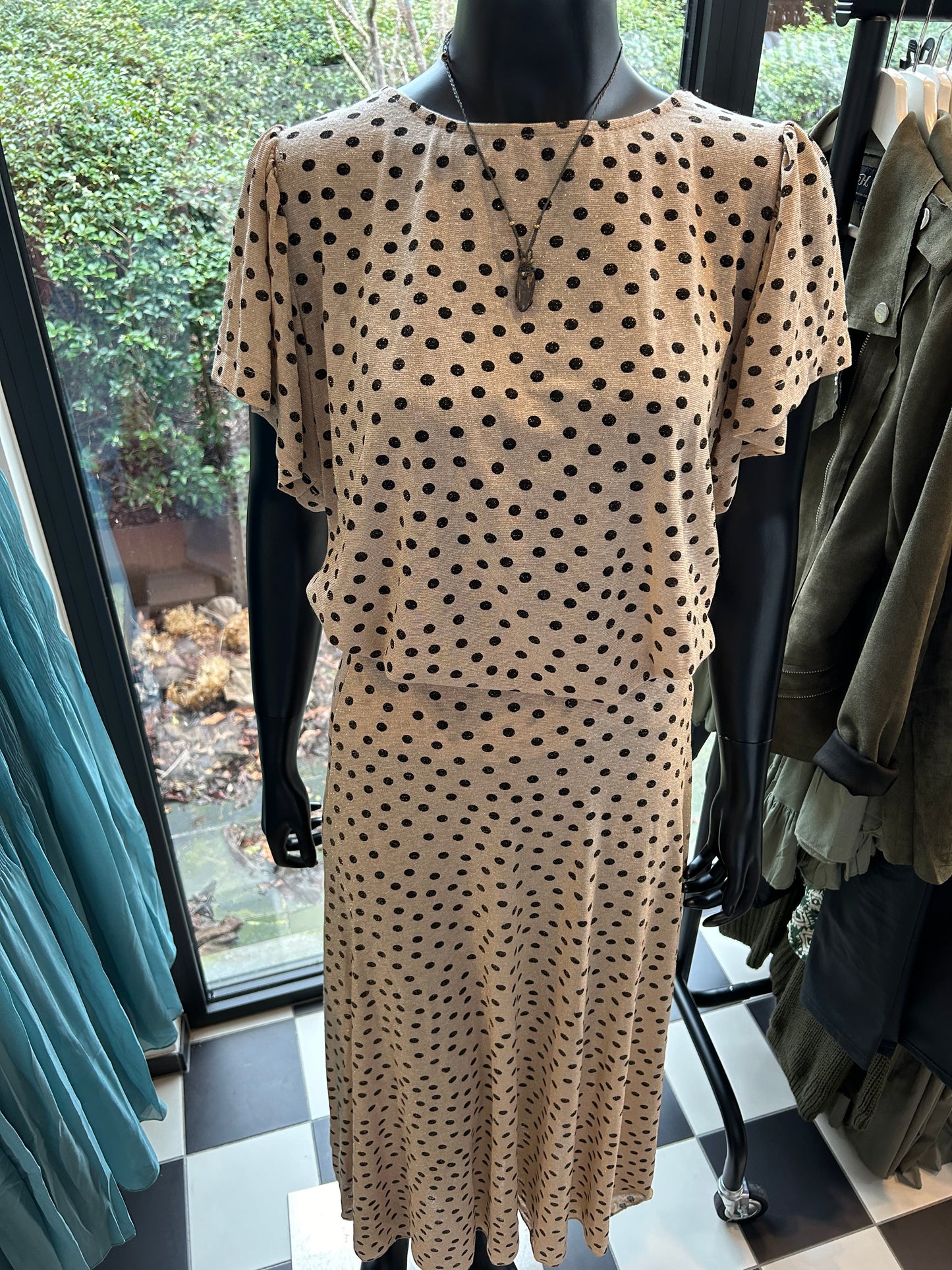 The polka dot - t-shirt