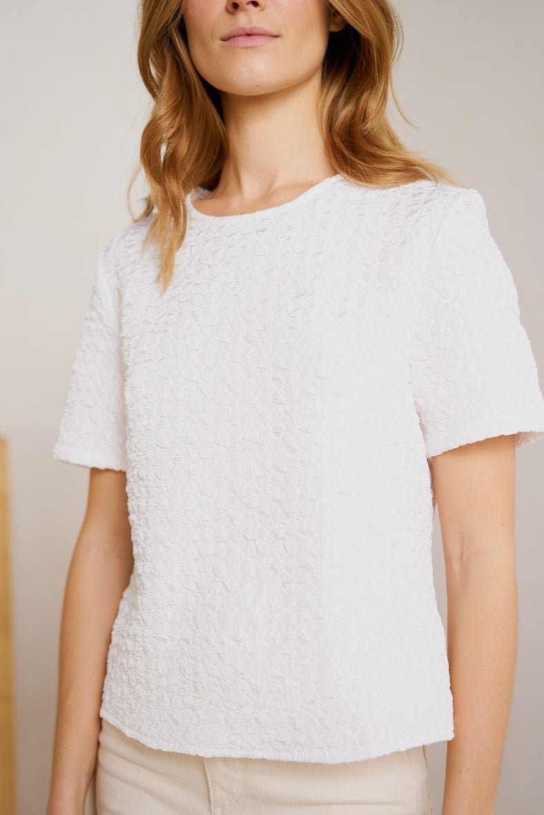 Complicated - Textured top wit