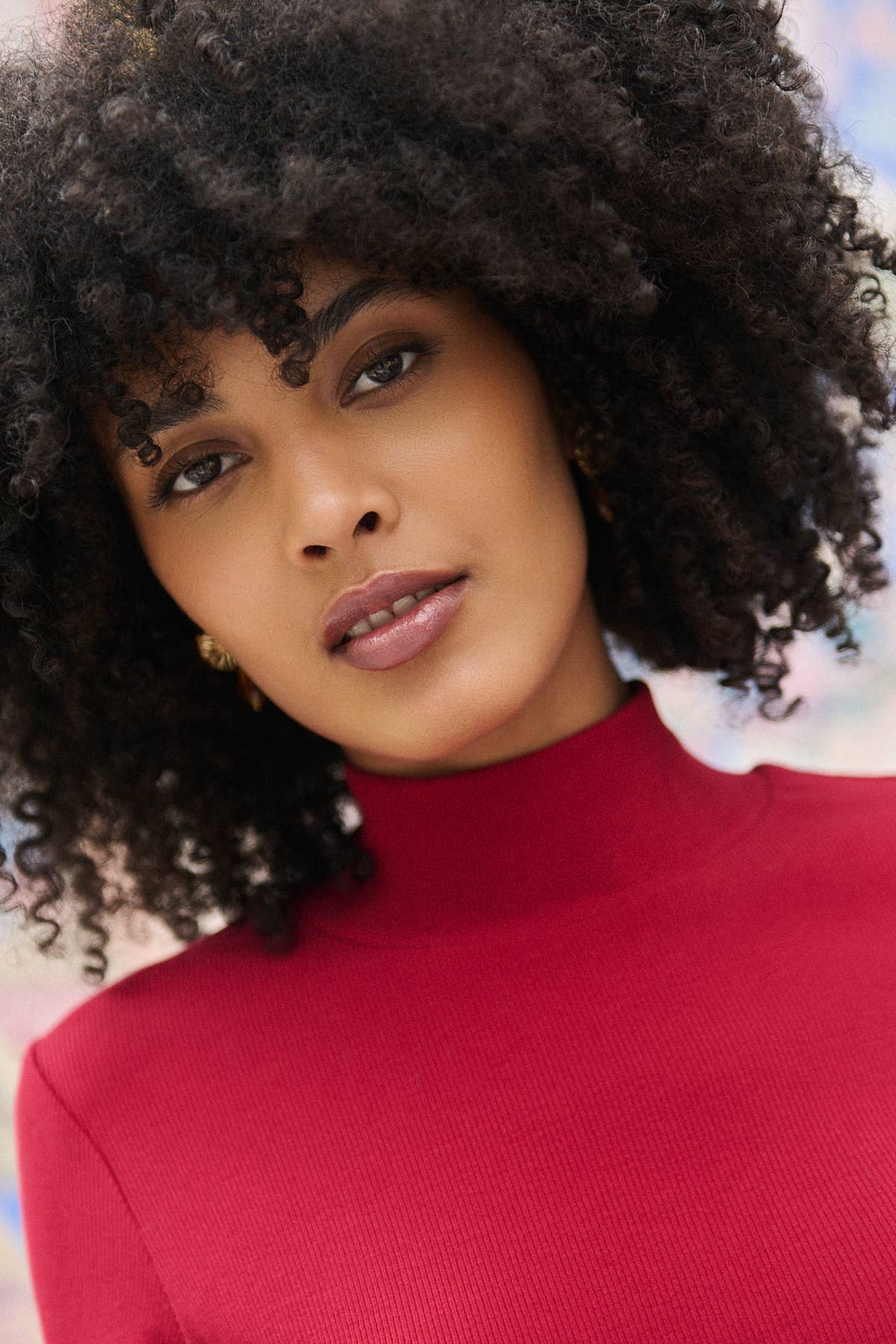 Geribbelde katoenen trui met opstaande kraag