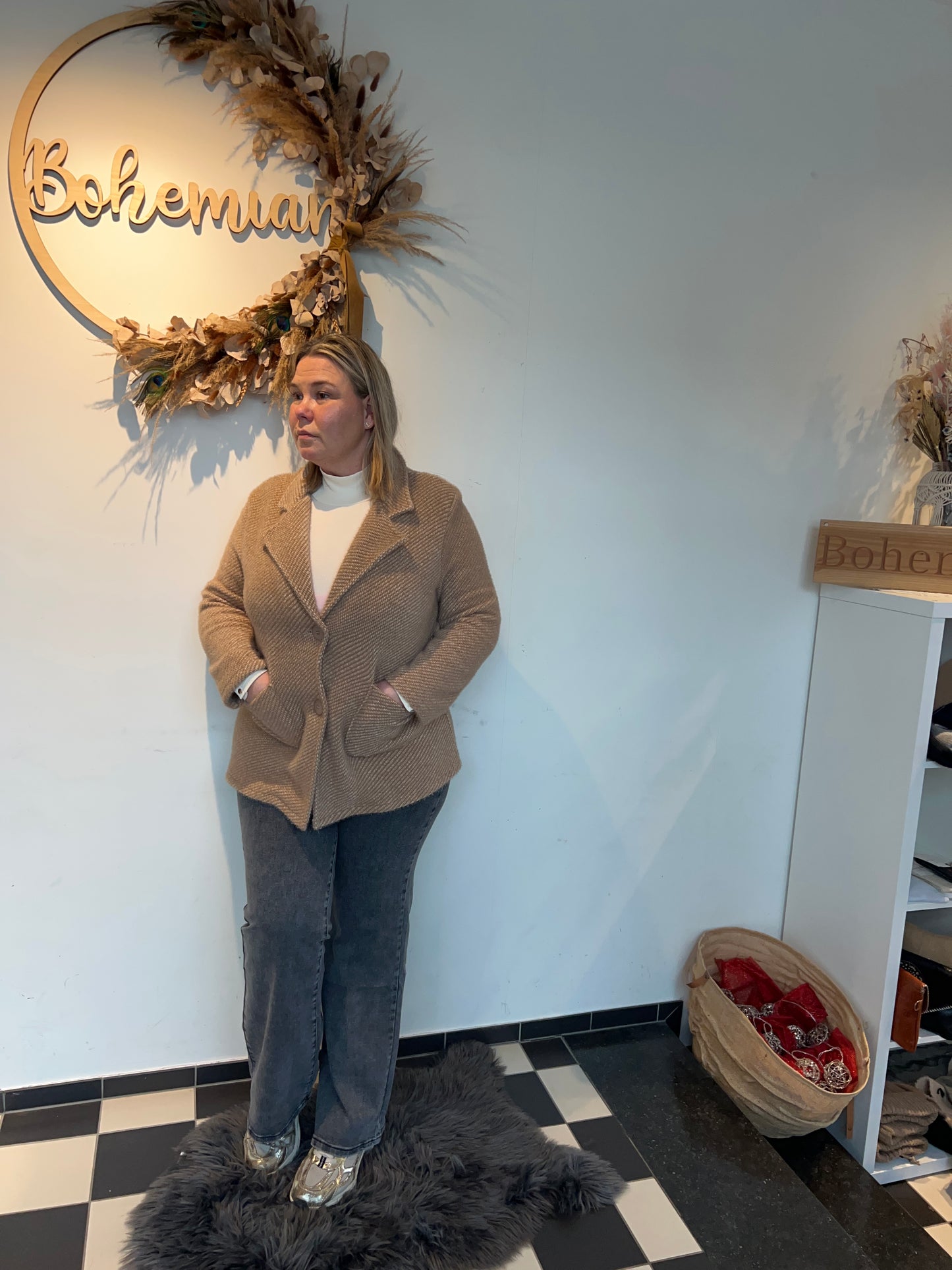 Rosie Wool Coat beige voorkant - zachte wollen jas